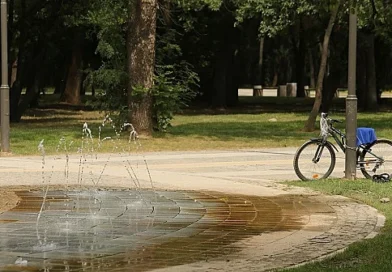 Топло време с температури до 30°, превалявания в Западна България привечер